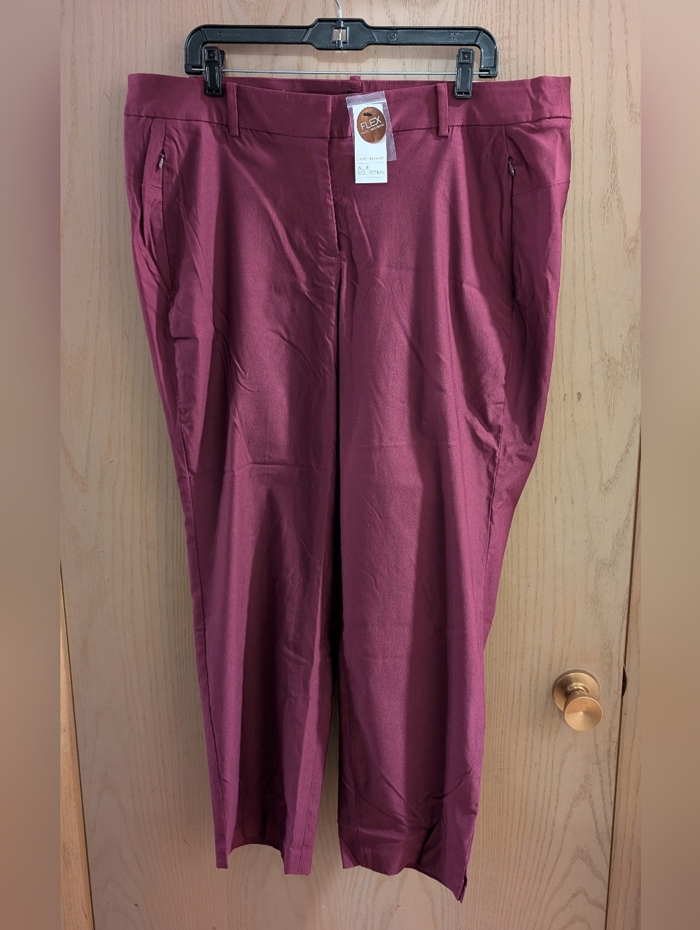 NWT Lane Bryant Allie Ankle (Stretch) Dress Pants - Deep Berry